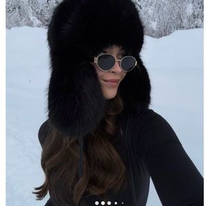 Luxurious Black Fur Hat for Winter